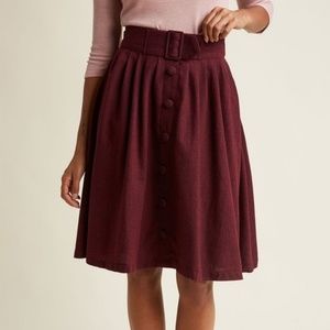 Modcloth Burgundy Intern of Fate Skirt  Size Med